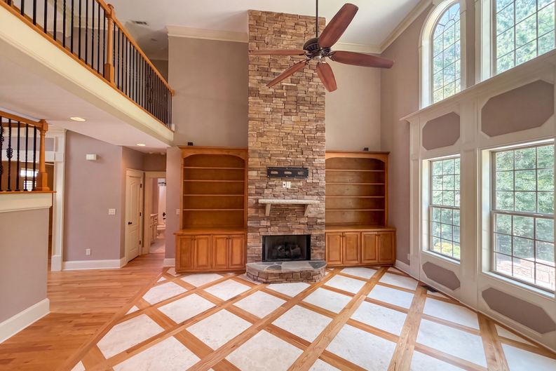 Photo 3 of 31 of 109 Jolie Ln, Sharpsburg, GA
