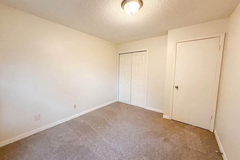 Photo 12 of 20 of 4209 E Alene Dr, Tampa, FL