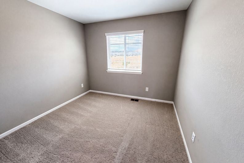 Photo 20 of 39 of 2450 Garganey Dr, Castle Rock, CO