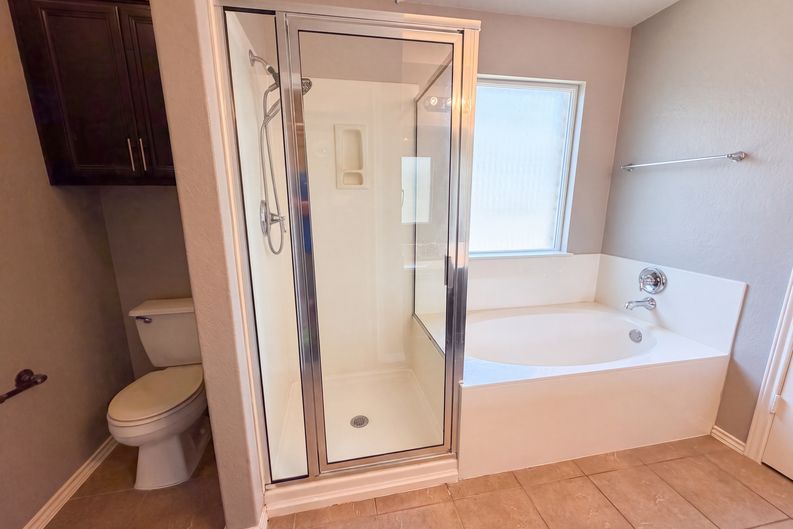 Photo 6 of 49 of 2535 Fayette Dr, New Braunfels, TX