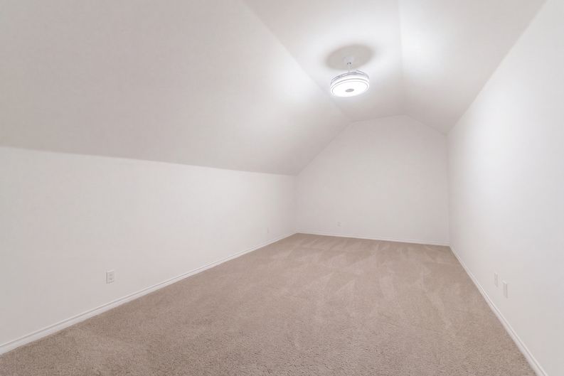 Photo 16 of 20 of 1232 Spanish Moss Dr, Savannah, TX
