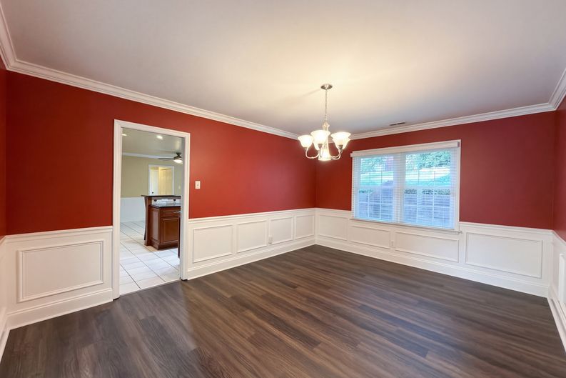 Photo 25 of 30 of 201 Wainsley Pl, Matthews, NC