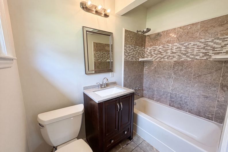 Photo 9 of 19 of 20 Moonglo Cir, Columbia, SC