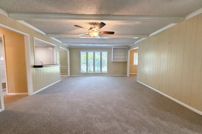 Photo 11 of 26 of 17406 Ridge Top Dr, Houston, TX