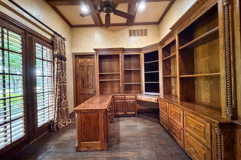 Photo 7 of 28 of 1930 Fair Oaks Ln, Prosper, TX