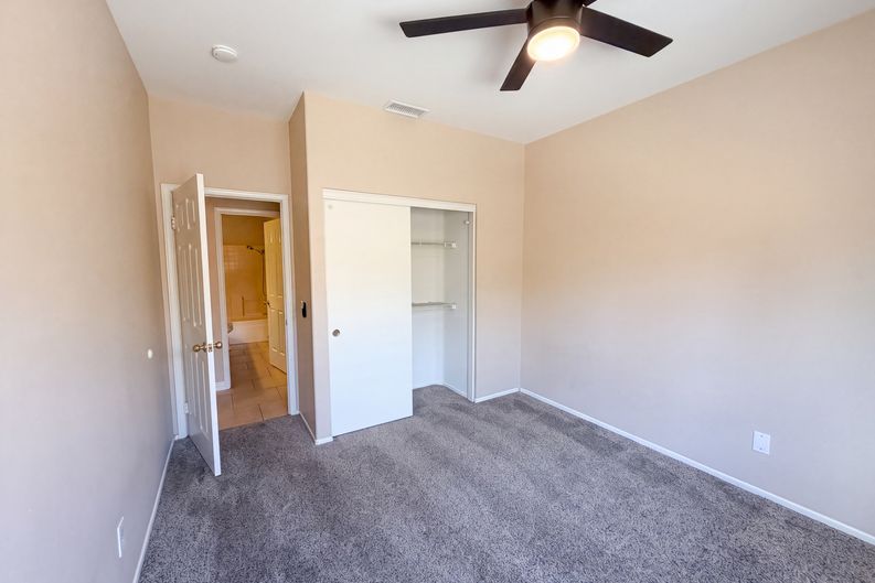 Photo 15 of 33 of 7102 Breno Pl, Rancho Cucamonga, CA
