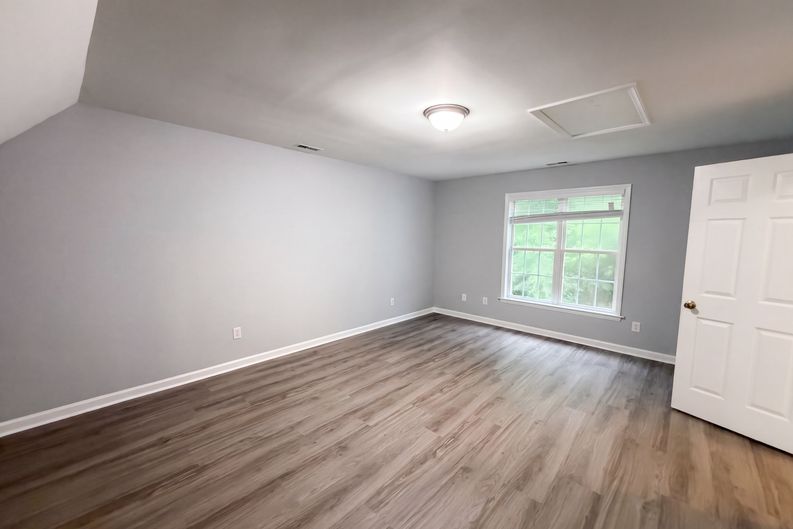 Photo 7 of 17 of 5400 Tanglewood Pine Ln, Raleigh, NC