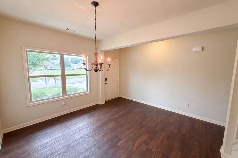 Photo 11 of 45 of 1036 Glenwyck Dr, Braselton, GA