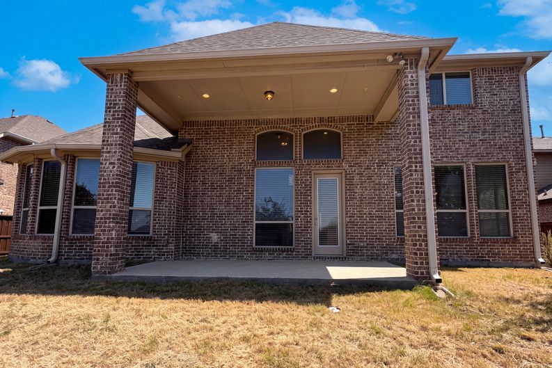 Photo 5 of 23 of 965 Touchstone Rd, Frisco, TX