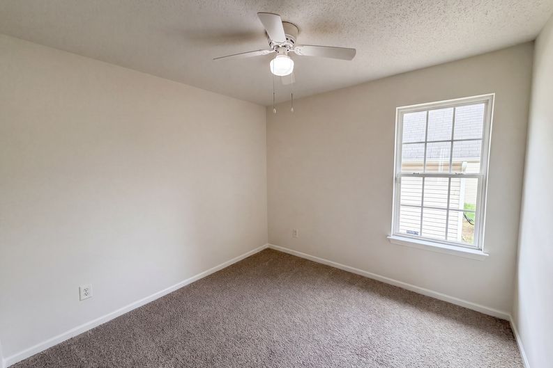 Photo 13 of 18 of 1841 Mission Oaks St, Kannapolis, NC