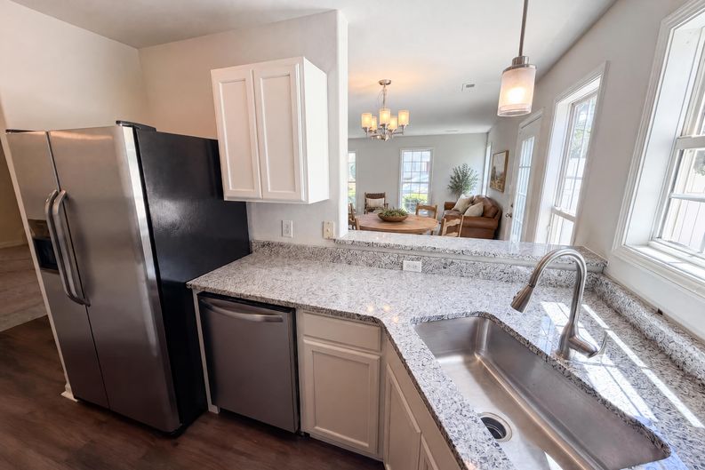 Photo 7 of 21 of 3831 Mohawk Ct, Charlotte, NC