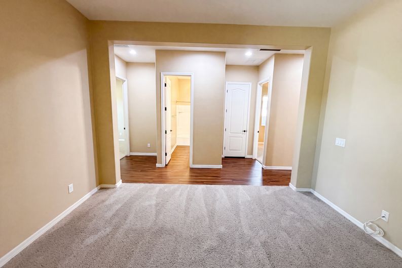 Photo 33 of 39 of 18136 W Devonshire Ave, Goodyear, AZ