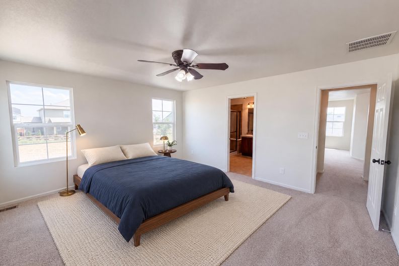 Photo 4 of 40 of 13480 Uinta St, Thornton, CO