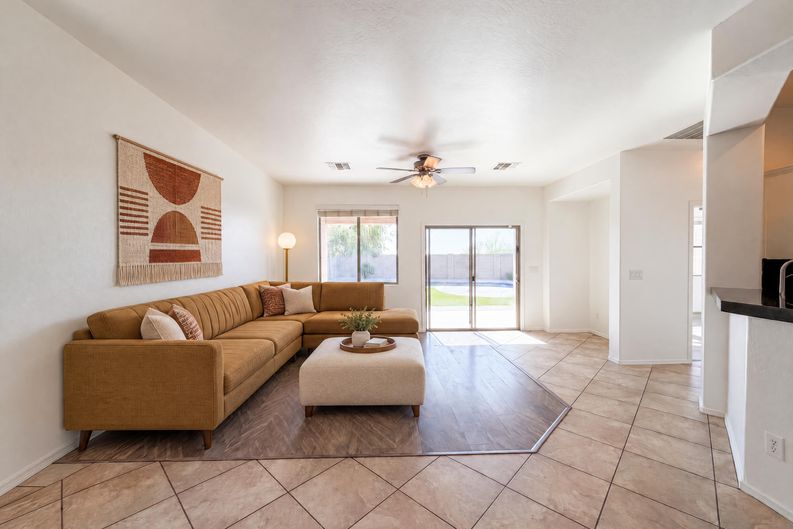 Photo 3 of 24 of 38034 N Hudson Trl, Anthem, AZ