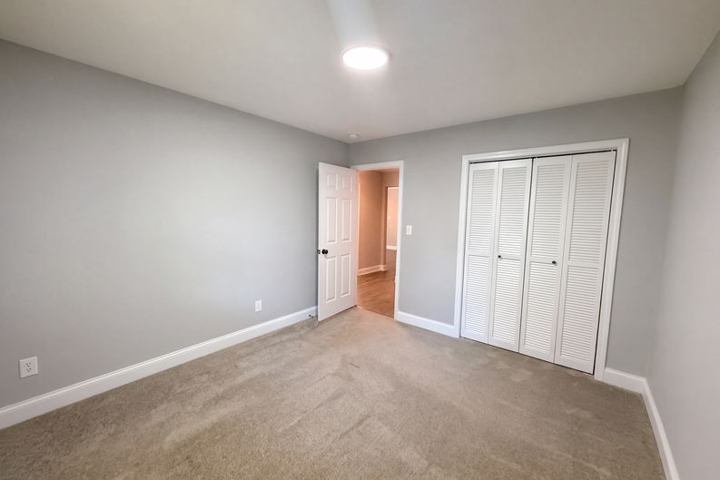 Photo 14 of 24 of 302 Partridge Cir, Summerville, SC