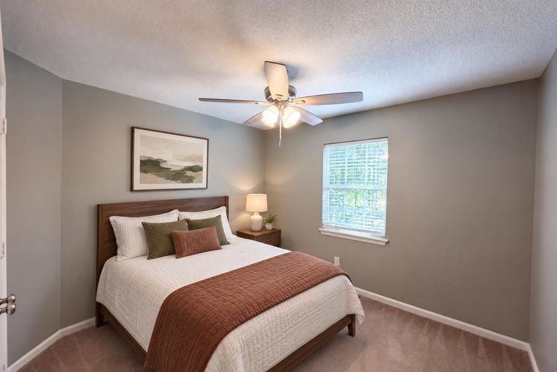 Photo 16 of 28 of 8224 Hunley Ridge Rd, Matthews, NC