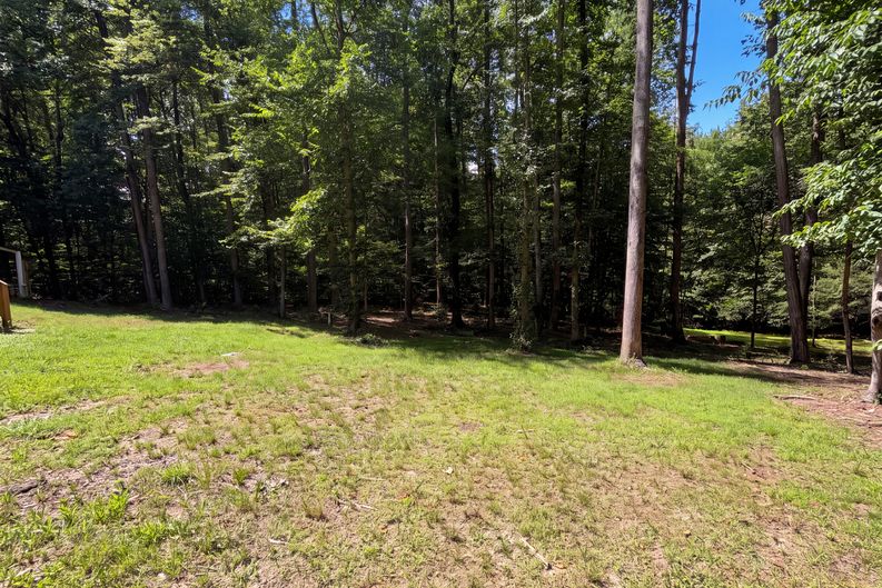 Photo 32 of 48 of 335 Dill Cir, Landrum, SC