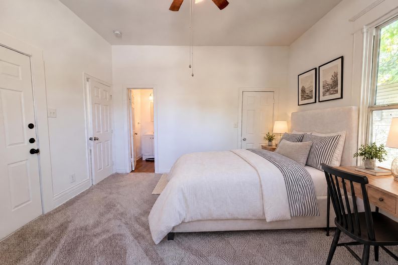 Photo 9 of 16 of 1216 Bessie St, Fort Worth, TX