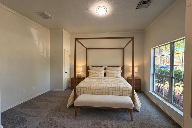 Photo 8 of 31 of 3307 Wolf Ct, Pearland, TX