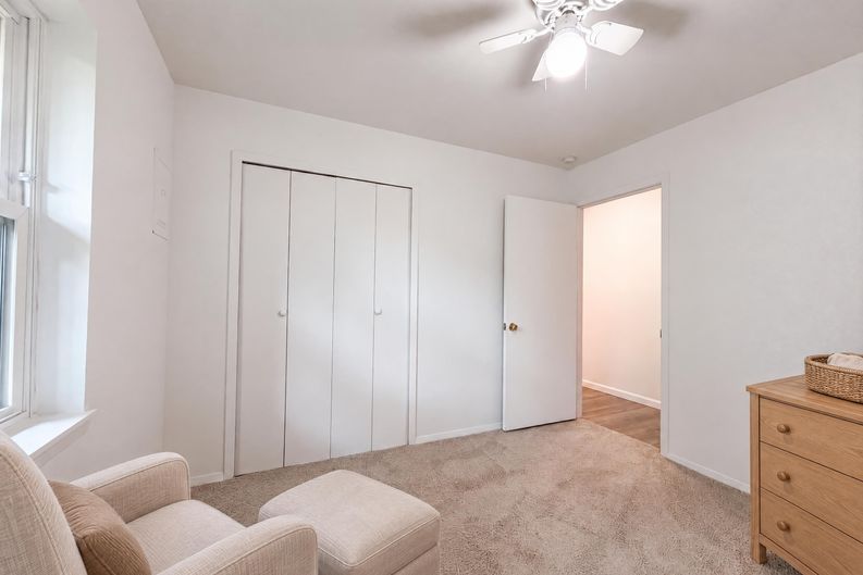 Photo 13 of 20 of 1805 Brookview Dr, Arlington, TX