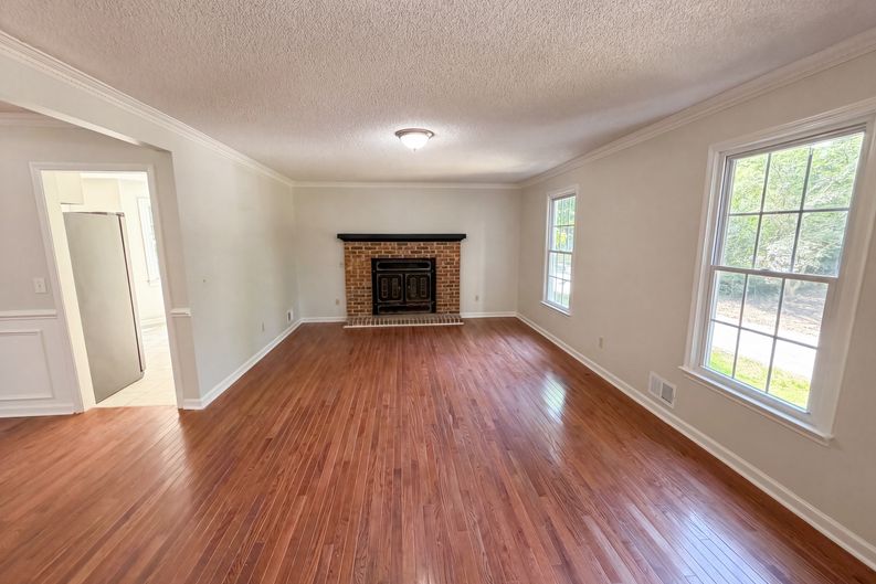 Photo 9 of 29 of 260 Woodwinds Dr, Columbia, SC