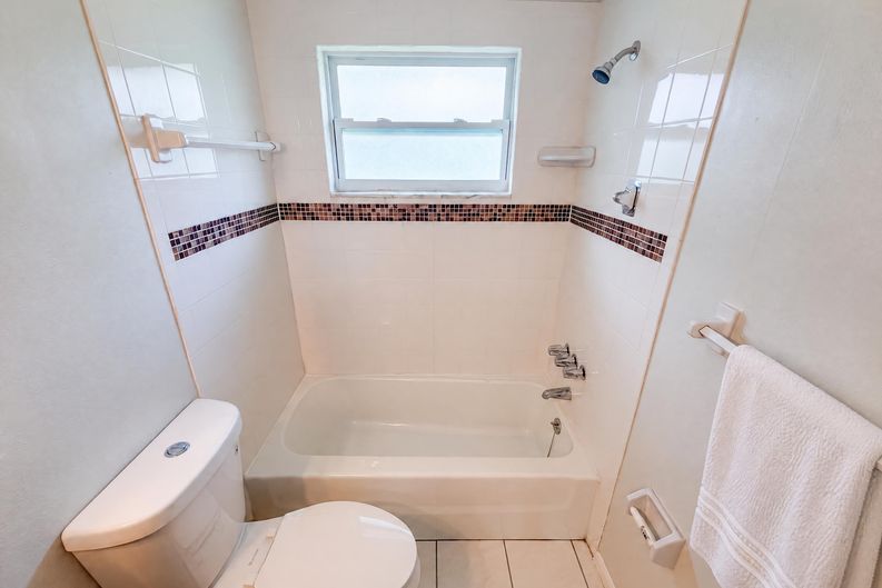 Photo 11 of 23 of 3518 Gorman Dr, New Port Richey, FL