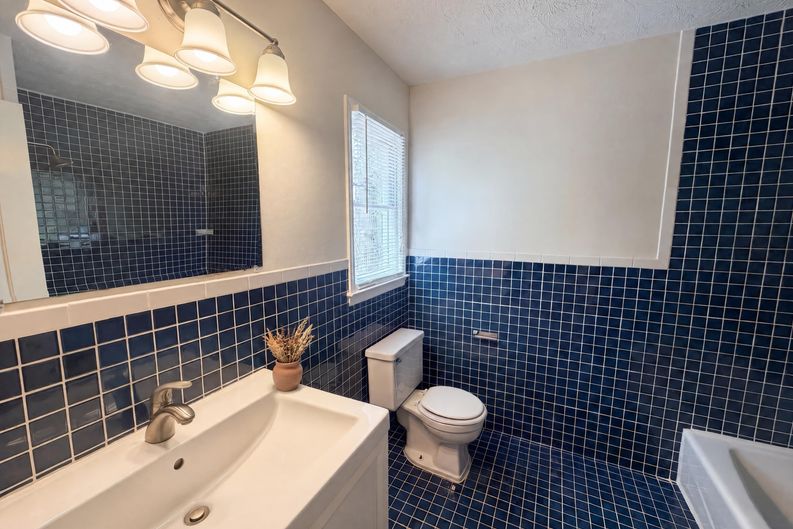 Photo 18 of 31 of 4479 Alpine Ct, Snellville, GA