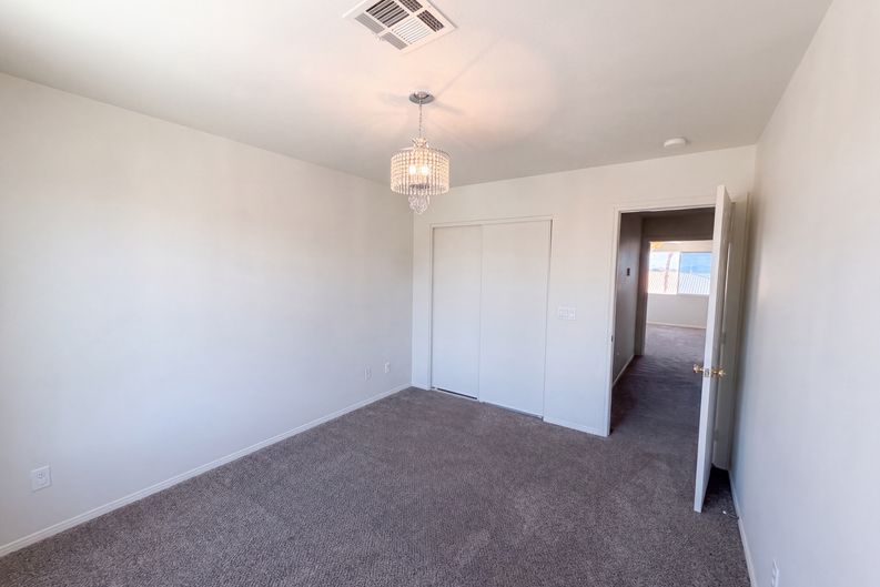 Photo 16 of 27 of 7878 Mohican Canyon St, Las Vegas, NV