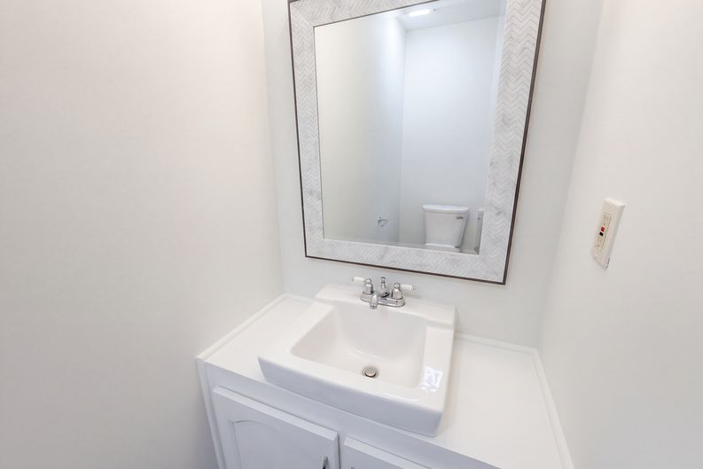 Photo 9 of 17 of 706 Kaplan Ct, Hyattsville, MD