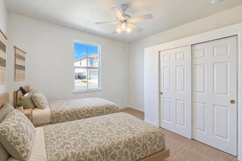 Photo 15 of 22 of 8888 Billfish Way, Sacramento, CA