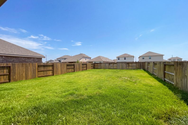 Photo 19 of 21 of 404 Camino Bay Dr, Katy, TX