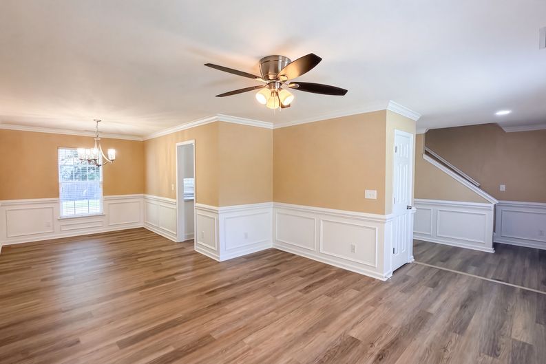 Photo 3 of 23 of 9334 Arbor Creek Dr, Charlotte, NC