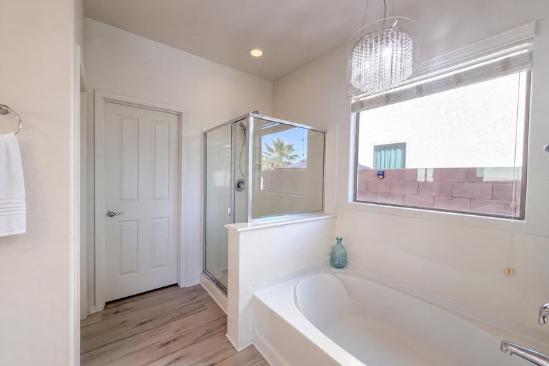 Photo 11 of 22 of 40877 W Bedford Dr, Maricopa, AZ