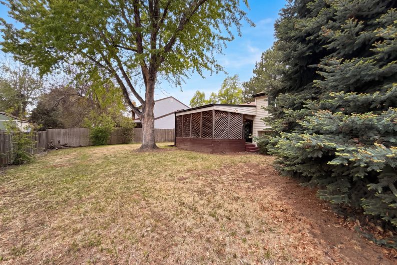 Photo 32 of 42 of 2114 S Eagle Ct, Aurora, CO