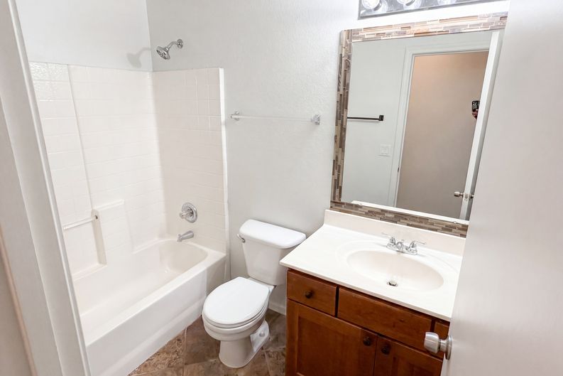 Photo 17 of 28 of 8271 N 112th Ave, Peoria, AZ