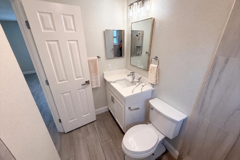 Photo 18 of 37 of 8165 Ridge Rd, Weeki Wachee, FL