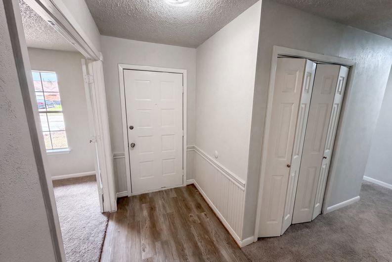 Photo 15 of 21 of 912 S 23rd St, Nederland, TX