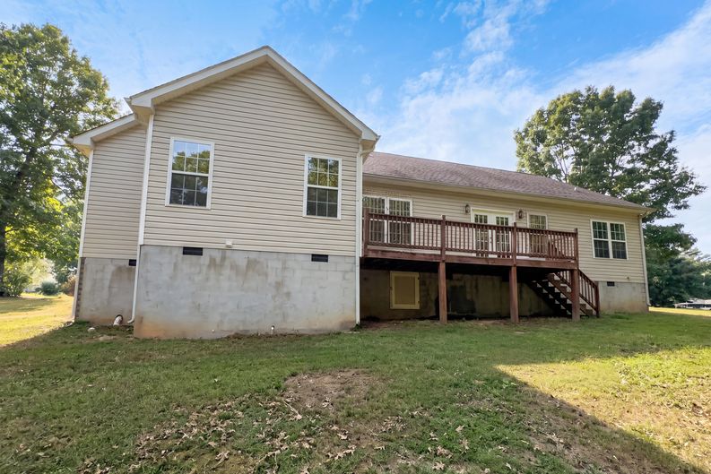 Photo 35 of 39 of 3073 Saratoga Dr, Dalton, GA