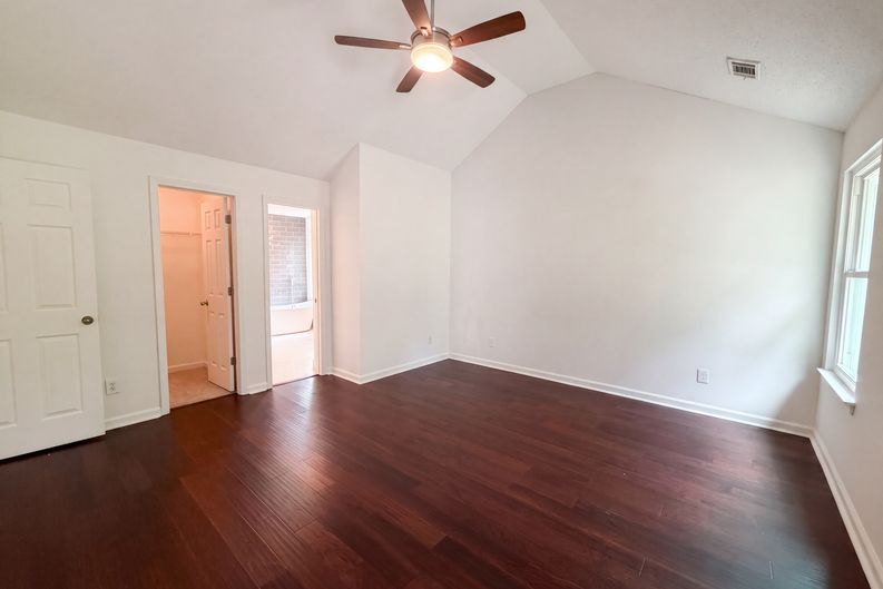 Photo 4 of 21 of 345 Espana St, Atlanta, GA