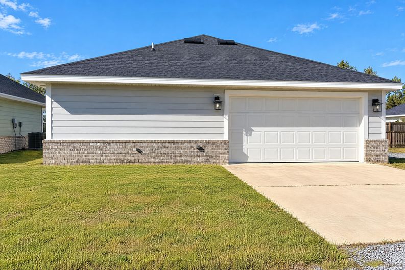 Photo 5 of 20 of 11504 Poston Rd, Panama City, FL