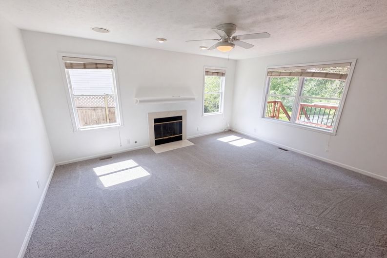 Photo 11 of 52 of 7328 Chestnut Hills Blvd, Indianapolis, IN
