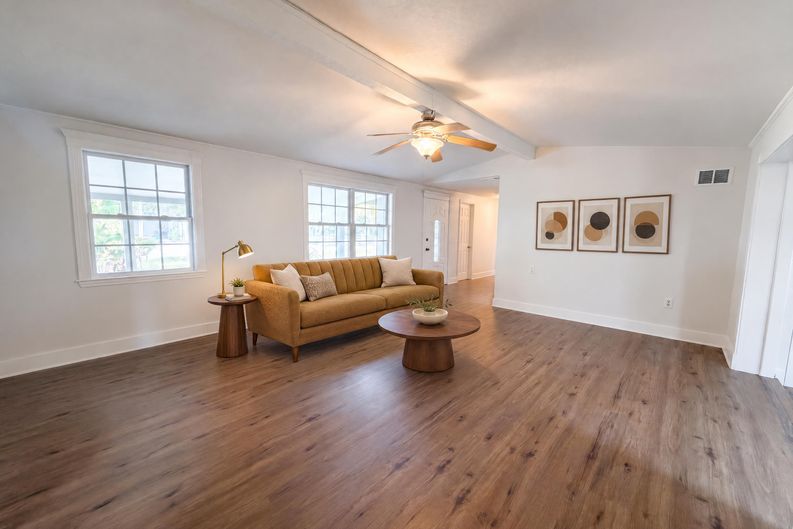 Photo 8 of 26 of 7405 S Desoto St, Tampa, FL