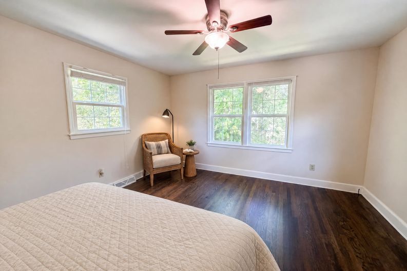 Photo 4 of 16 of 127 Nelson St, Durham, NC