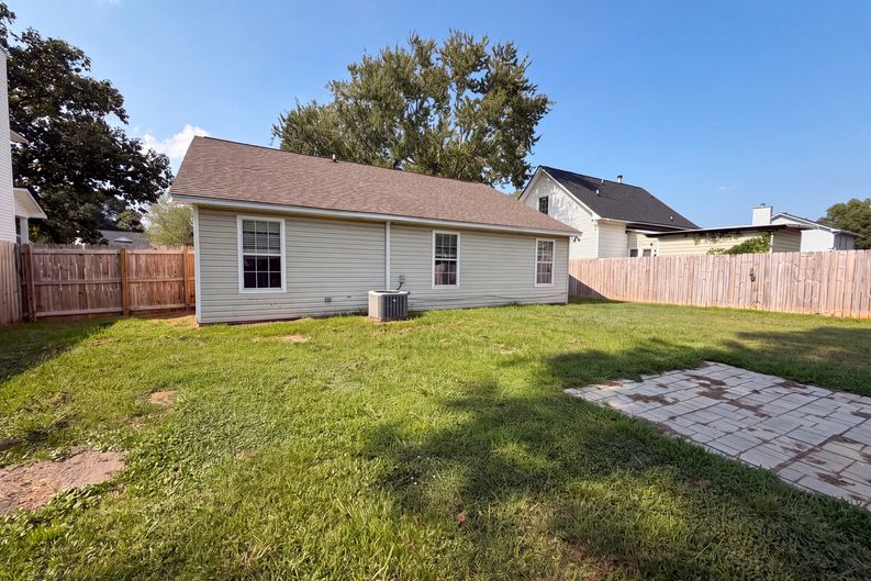Photo 17 of 18 of 218 Persimmon Cir, Goose Creek, SC