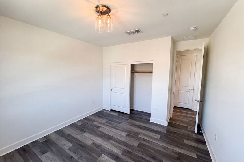 Photo 22 of 43 of 17698 Col Ranch Dr, Riverside, CA