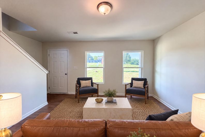 Photo 3 of 32 of 112 Dixieland Ct, King, NC
