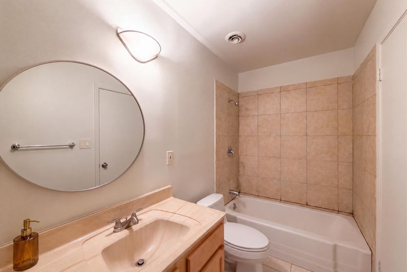 Photo 16 of 23 of 7700 E Meadowbrook Ave, Scottsdale, AZ