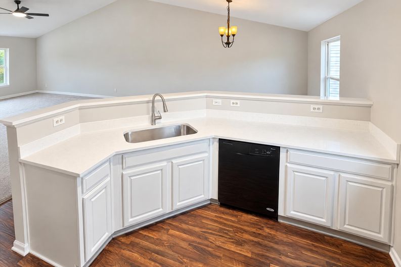 Photo 9 of 30 of 3308 Kady Ln, Columbus, OH