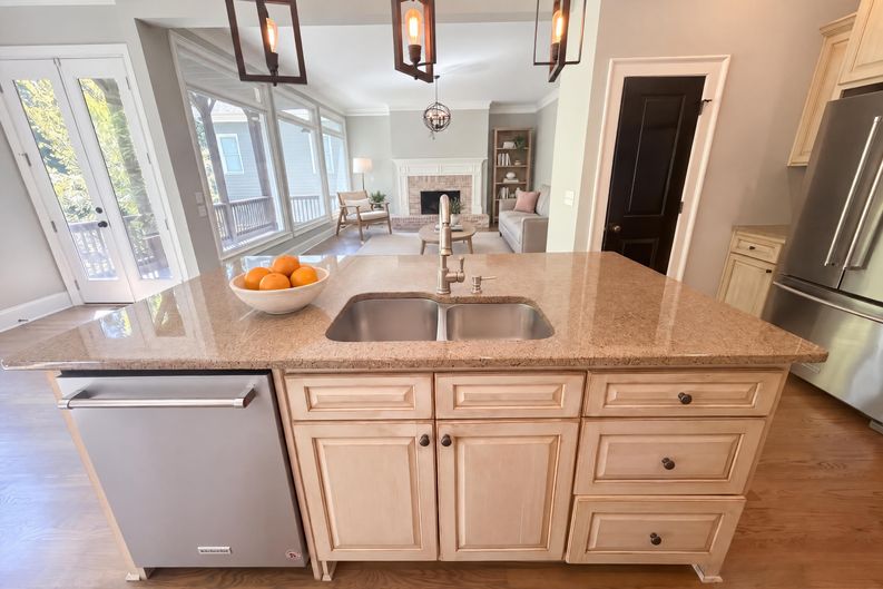 Photo 5 of 23 of 1119 Ridenour Ct NW, Kennesaw, GA