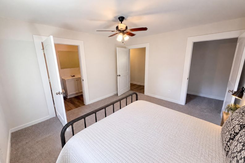 Photo 15 of 41 of 204 Jim Grizzle Rd, Royston, GA
